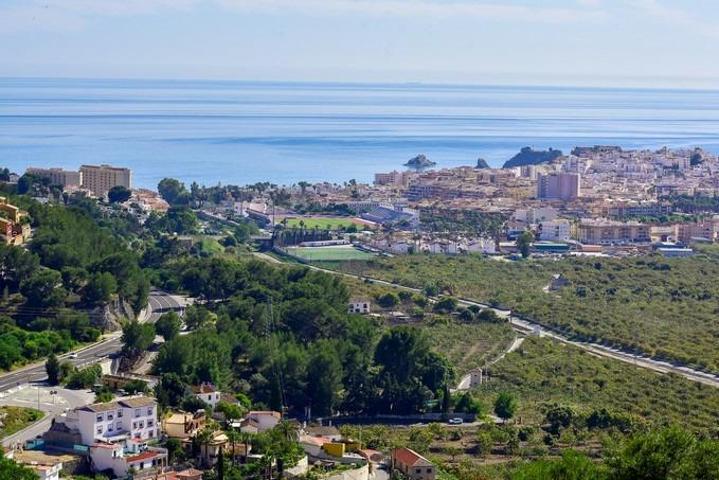 OPORTUNIDAD DE INVERSIÓN EN ALMUÑÉCAR!! photo 0