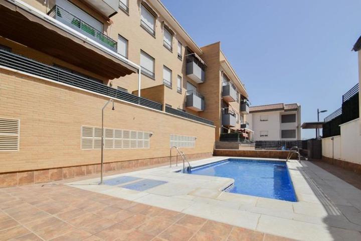 EN VENTA!! LUMINOSO y confortable PISO en LAS GABIAS EN URBANIZACIÓN CON PISCINA Y GARAJE!!, photo 0