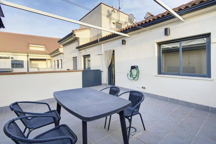 PRECIOSO ÁTICO DISPONIBLE EN MARACENA! photo 0