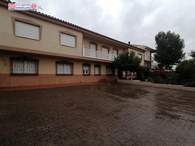 CASA RURAL, 7 DORMITORIOS DOBLES, BODEGA, CON PARCELA DE 38.000 METROS CONTIGUA a desarrollar photo 0