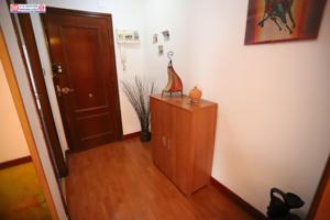 PISO EN RENTABILIDAD DE DOS DORMITORIOS REFORMADO UBICADO EN PASEO CERVANTES. photo 0