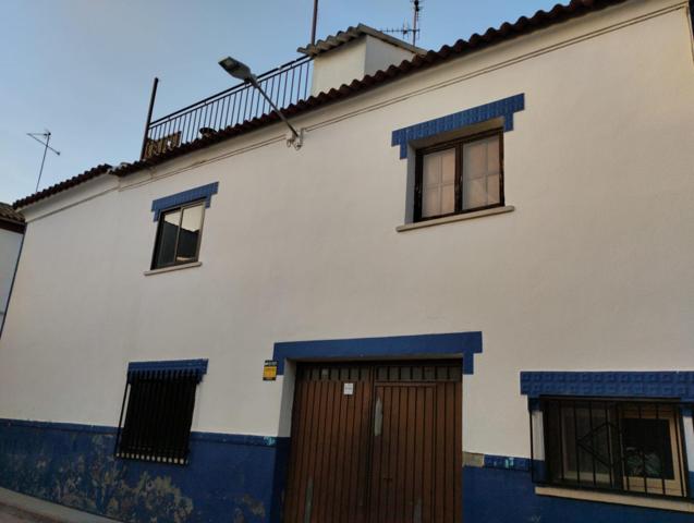 ! OPORTUNIDAD! casa en esquina en el centro de Campo de Criptana photo 0