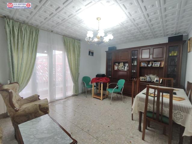 AMPLIA CASA CON GARAJE, PATIO Y DORMITORIO EN PLANTA BAJA EN SANTA MARIA photo 0