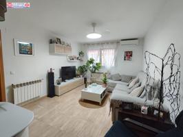PISO DE VPORG EN PLANTA BAJA DE TRES DORMITORIOS Y DOS BAÑOS, CON PISCINA COMUNITARIA PARA ENTRAR A VIVIR photo 0
