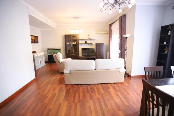 Amplio y cómodo piso en Alcázar de San Juan photo 0