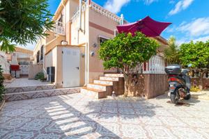 Adosado con Jardín en Cabo Roig photo 0