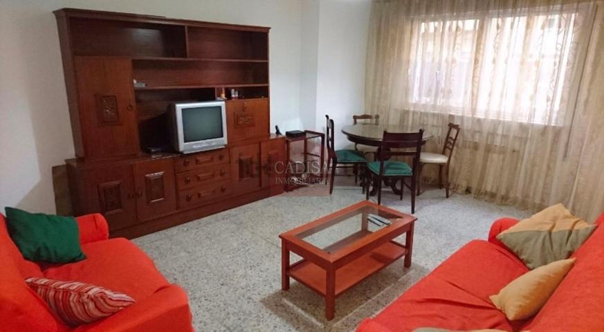 ALQUILER DE PISO PARA ESTUDIANTES, SOLO CHICAS.REF:1780 photo 0