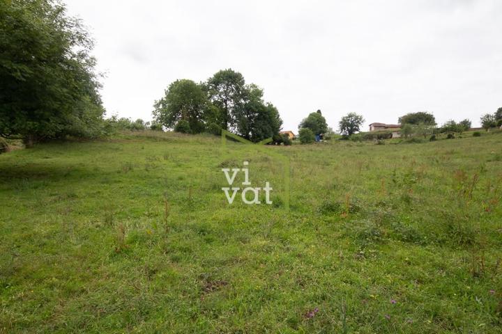 Terreno en venta en Tiñana de 1750 m2 photo 0
