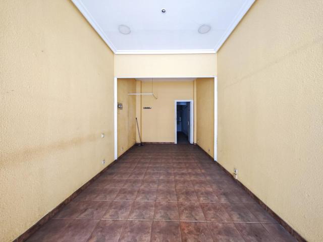 Local en alquiler en Oviedo de 45 m2 photo 0