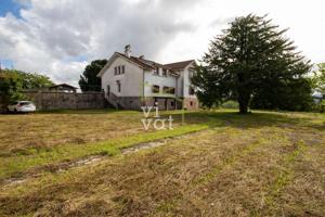 Conjunto residencial en venta en Oviedo (Asturias, España) photo 0