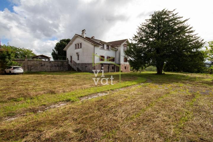 Conjunto residencial en venta en Oviedo (Asturias, España) photo 0