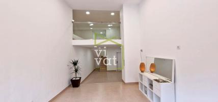 Local en Alquiler en el Centro de Oviedo – Espacioso, Luminoso y con Dos Alturas photo 0