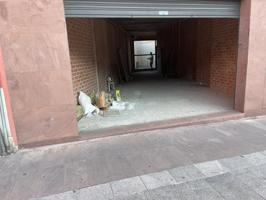 LOCAL COMERCIAL EN EL CENTRO DE VILADECANS photo 0