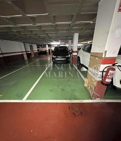 Parking en Plaza Libertad, Gavà photo 0