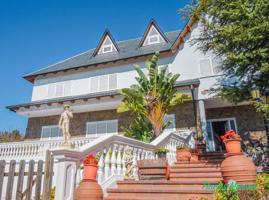 Espectacular casa en Bruguers, Gavà photo 0