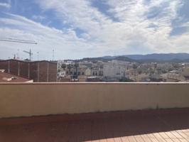 Vive en el corazón de Gavà con una terraza photo 0