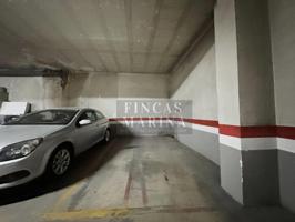 Plaza de parking en el centro de Viladecans – Torrent Ballester photo 0