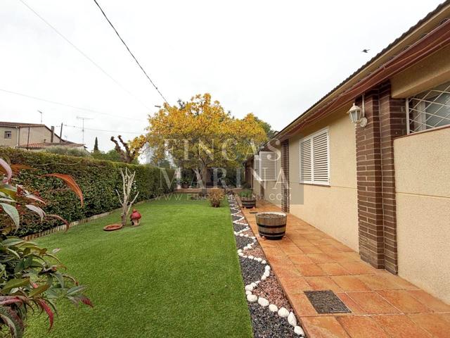 Casa unifamiliar de ensueño rodeada de naturaleza photo 0