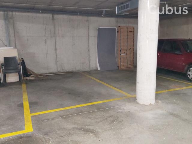 Parking En venta en Olot photo 0