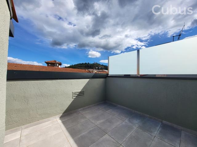 Dúplex En venta en Olot photo 0