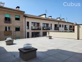 Piso En venta en Olot photo 0