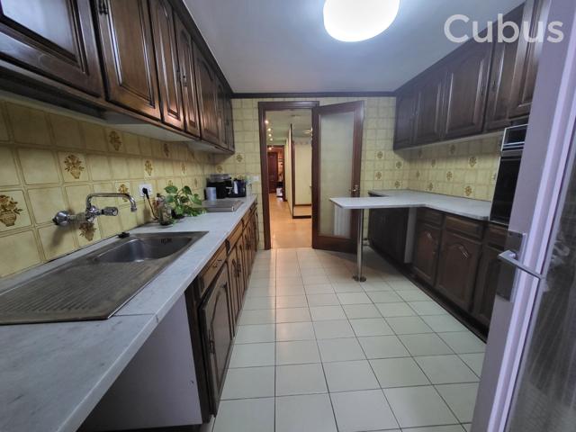 Piso En venta en Olot photo 0