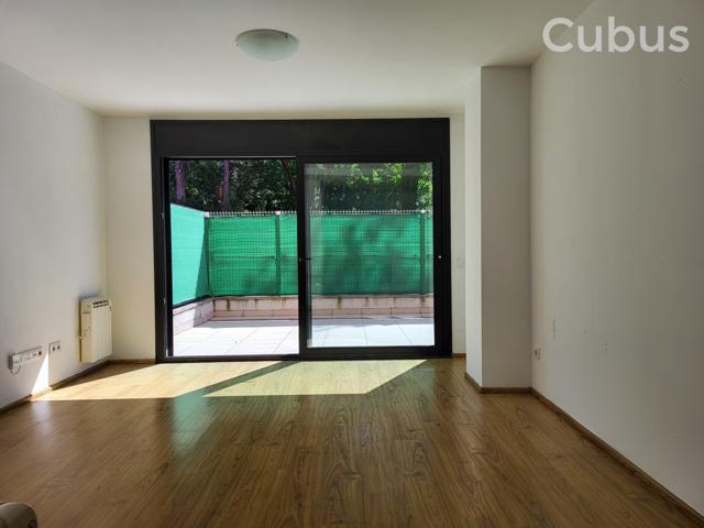 Piso En venta en Olot photo 0