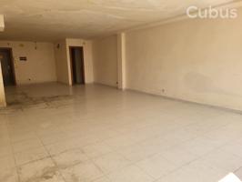 Oficina En venta en Olot photo 0