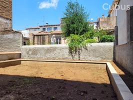 Piso En venta en Olot photo 0