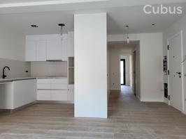Piso En venta en Olot photo 0