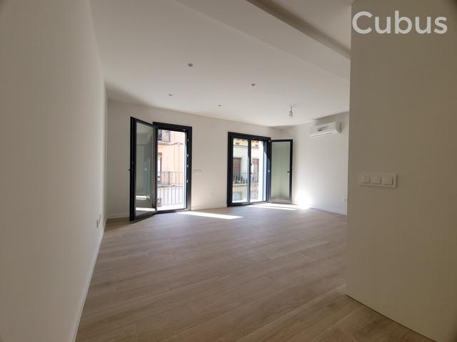 Piso En venta en Olot photo 0