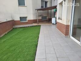 Piso En venta en Santa Pau photo 0