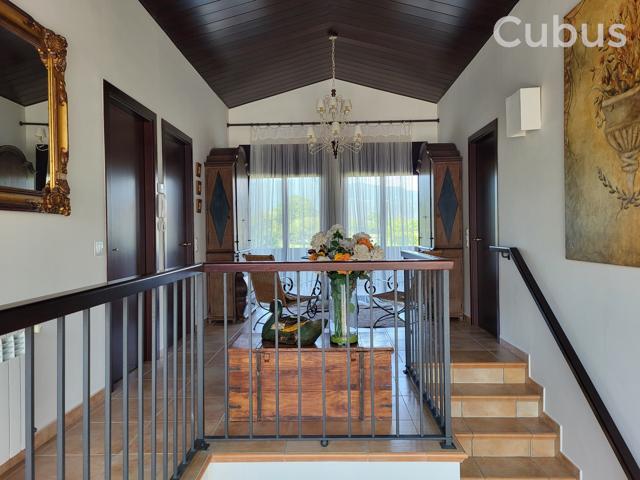 Unifamiliar En venta en La Vall d'en Bas photo 0