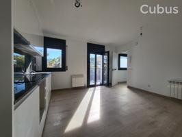 Piso En venta en Olot photo 0