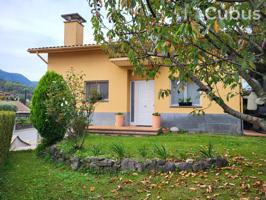 Unifamiliar Separadas En venta en Santa Pau photo 0