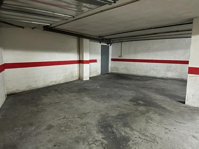 SE VENDE PLAZA DE GARAJE ZONA INSTITUTO ILIBERIS photo 0