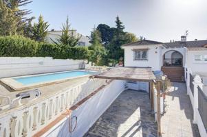 CHALET EN VENTA EN EL PUNTAL photo 0