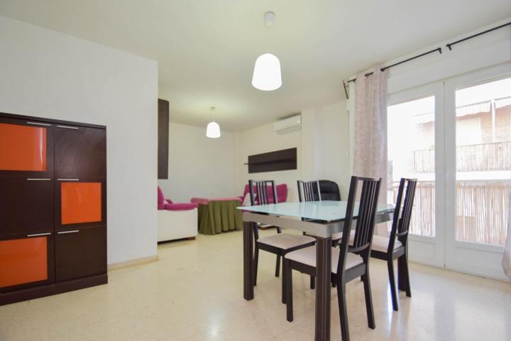 ¡Vive en el corazón de Atarfe! Piso amplio, luminoso y listo para entrar a vivir photo 0