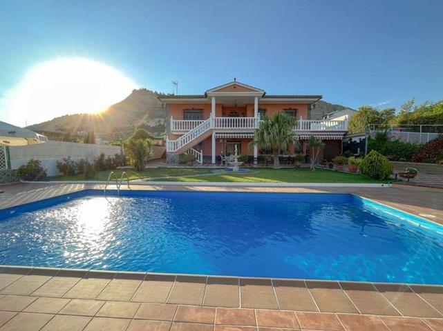 CHALET EN VENTA ATARFE photo 0