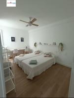 SE VENDE PIOS CALLE CUCARRO photo 0