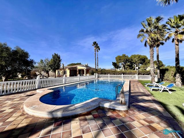 Casa De Campo En venta en Torrellano Valverde, Elche-Elx photo 0