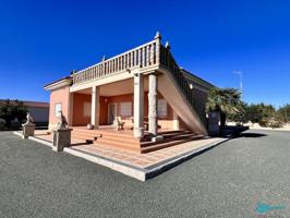 Unifamiliar En venta en Jubalcoy, Elche-Elx photo 0