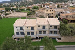 Unifamiliar adosada - Palau-saverdera photo 0