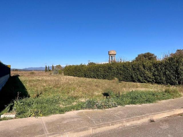 Suelo residencial - Navata photo 0