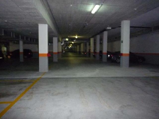Parking En alquiler en Peñacastillo-Nueva Montaña, Santander photo 0