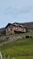 Casa de piedra en Piñeres, Cantabria photo 0