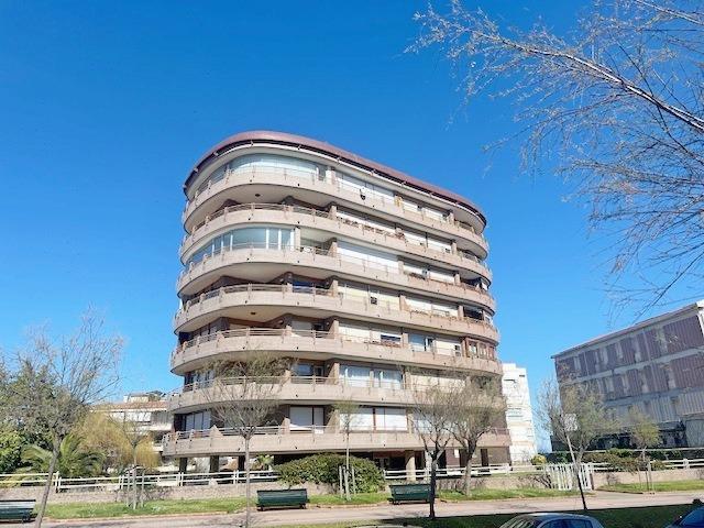 EXCEPCIONAL,ELEGANTE, MODERNO piso junto a los Jardines de Piquío en el Sardinero, CON VISTAS photo 0