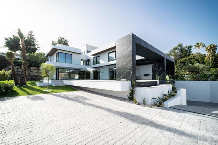 Chalet independiente en El Paraíso, Estepona photo 0