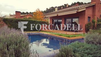 Espectacular casa en venta en Santa Agnès de Malanyanes photo 0