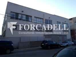 Edificio industrial en venta de 3.450 m² - Sant Joan Despi, Barcelona. photo 0